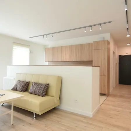 Apartment Zajezdnia Mtp Estate Center *