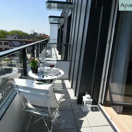 Zajezdnia Mtp Estate Center Apartment *