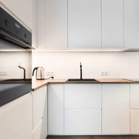 Zajezdnia Mtp Estate Center Apartment