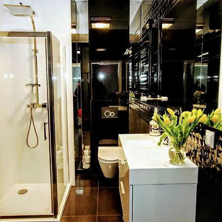 Zajezdnia Mtp Estate Center Apartment Posen
