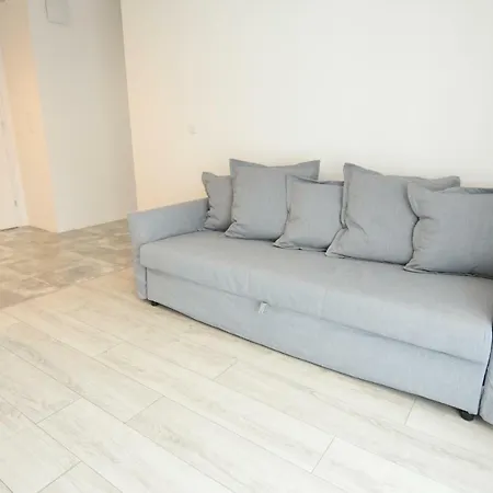 Апартаменты Zajezdnia Mtp Estate Center