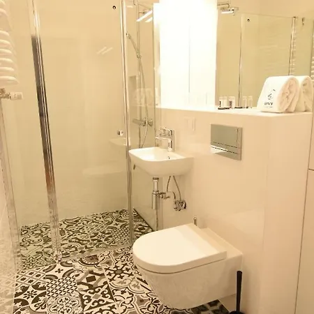 Zajezdnia Mtp Estate Center *