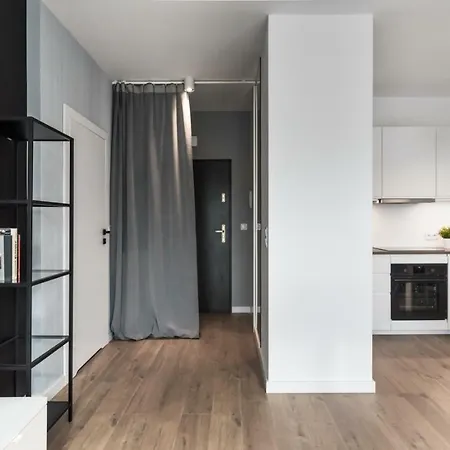Апартаменты Zajezdnia Mtp Estate Center