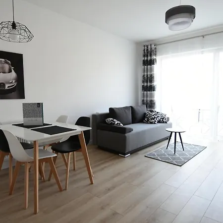 Zajezdnia Mtp Estate Center * Познань